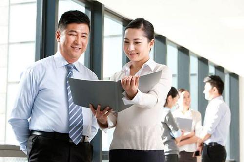 关于上海注册公司个税代扣代缴问题